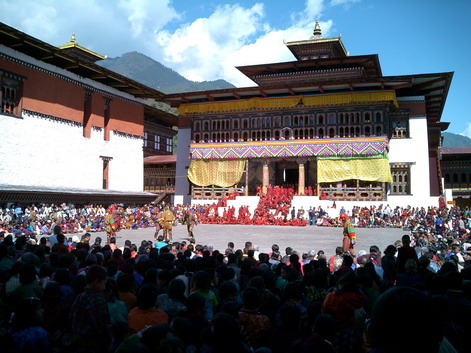 Tsechu courtyard
